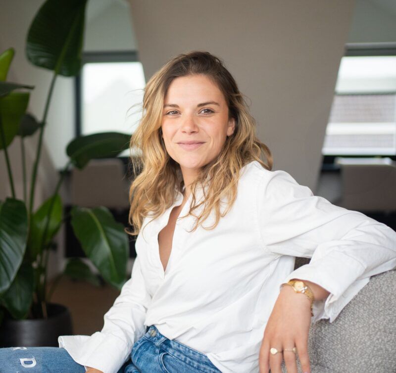 Onze zakelijke portretfoto’s laten jouw bedrijf en medewerkers stralen. Goede bedrijfsportretten zijn essentieel voor succesvolle werving, effectieve recruitment en overtuigende employer branding.